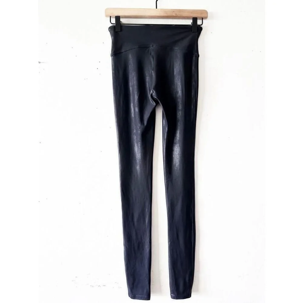 SPANX Faux Leather High-Waist Leggings Black Shaping Fit Holiday & Winter - Picture 2 of 8